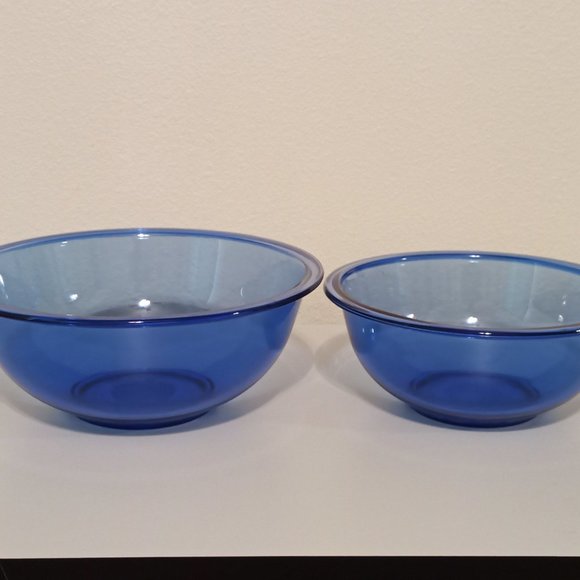 Vintage Pyrex Blue Glass Mixing Bowls 2 Piece Set Round Stackable - Picture 14 of 14
